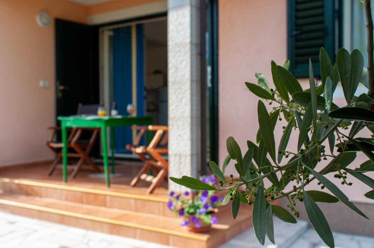 Apartment Lavandula ラビン エクステリア 写真